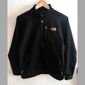 NORTH FACE BLACK FULL ZIPPER JACKET